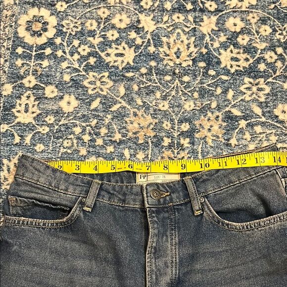 Free People Tattoo Distressed Blue Ripped Holes Cropped Denim Raw Hem Jeans Boho - Picture 16 of 16